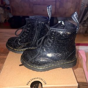 Dr Marten’s Toddler’s Cosmic Glitter Boots Sz 7